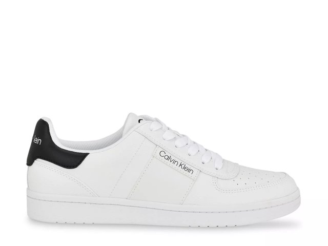 White calvin deals klein sneakers