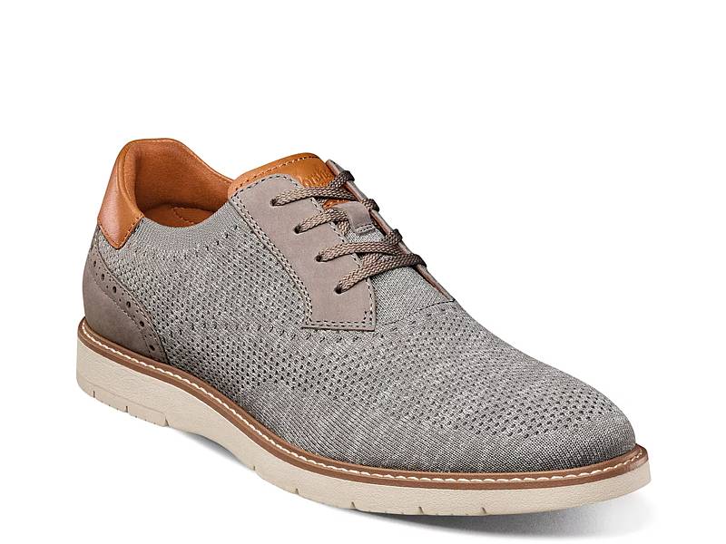 Gray fashion casual dress shoes