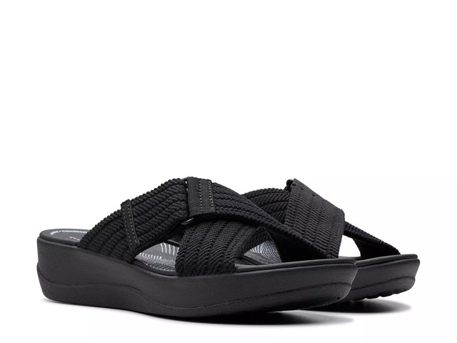 Clarks cloudsteppers sandals best sale dsw