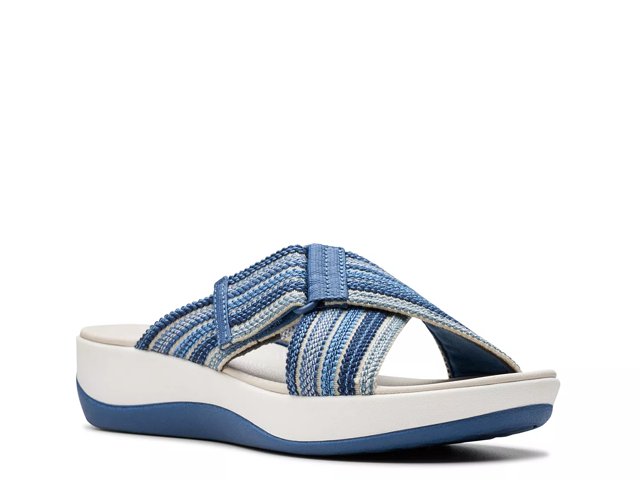 Clarks cloudsteppers arla 2025