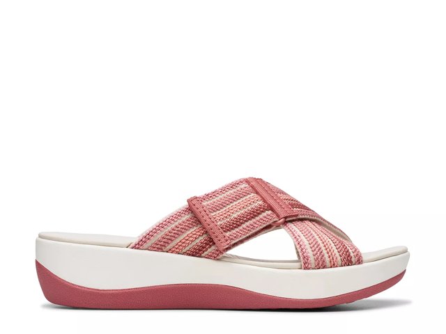 Clarks wave flip outlet flops