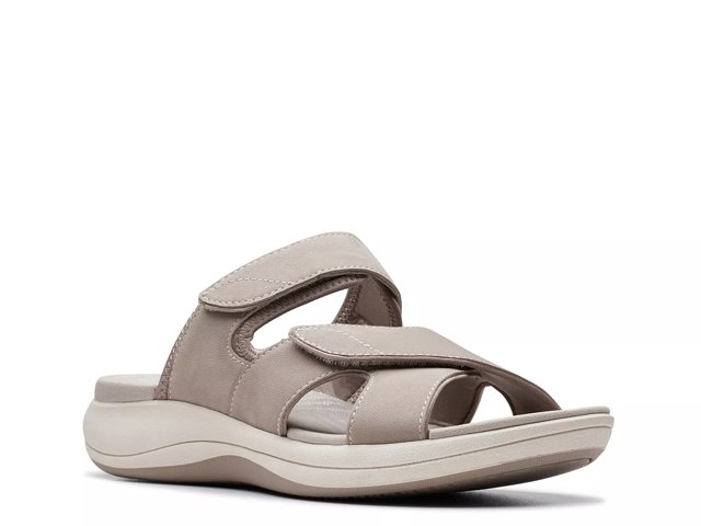 Clarks Cloudsteppers Mira Ease Sandal