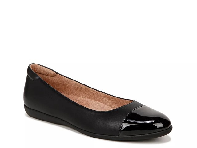 Dsw pointed toe flats hot sale