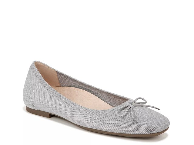 Dsw gray flats hotsell