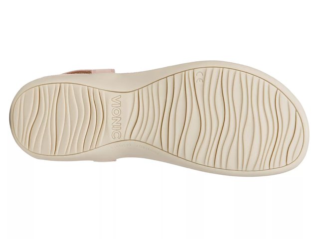 Ecco sandals dsw hotsell