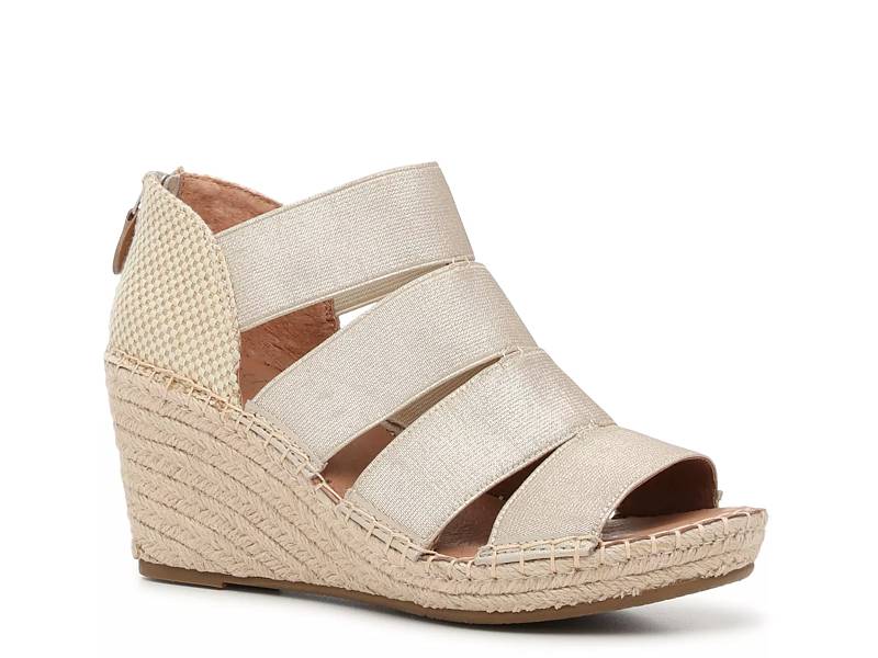 Gentle souls espadrille discount wedge