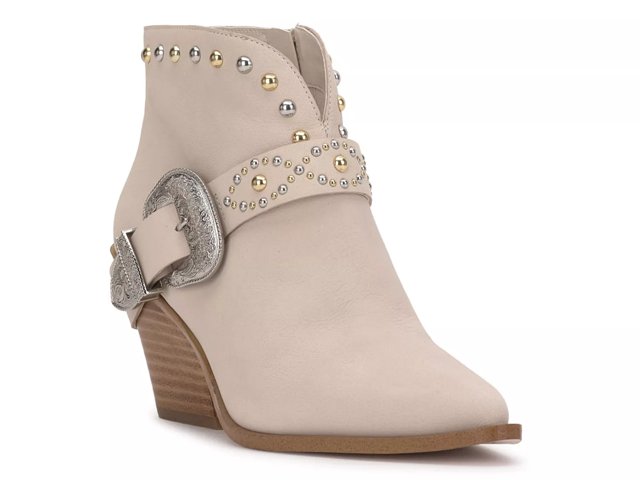 Jessica Simpson Pivvy Bootie