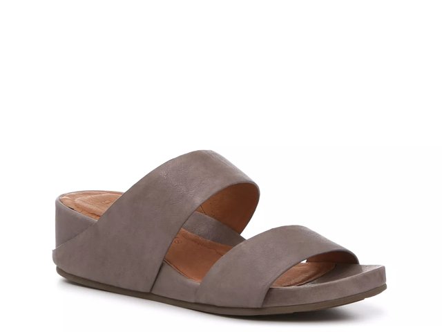 Gentle souls gisele wedge slide sales