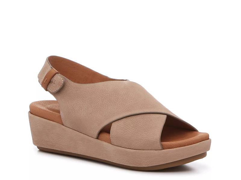 Gentle souls lori hot sale leather platform sandals