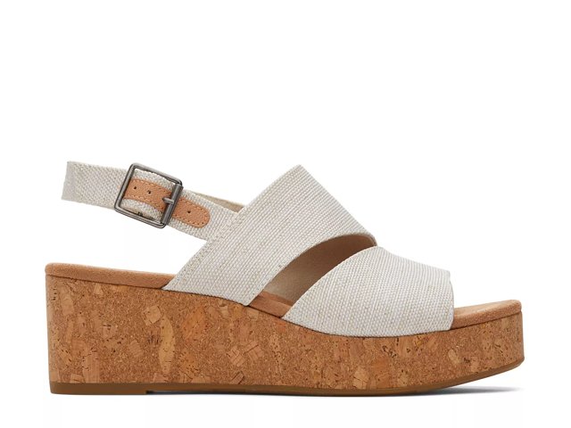 Closed toe wedges dsw top
