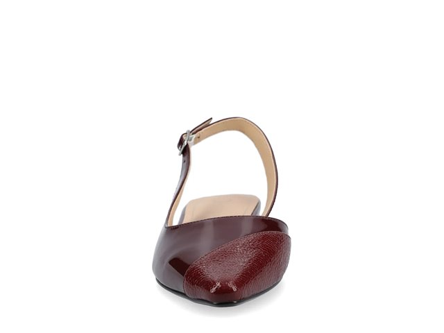 Journee Daphnne Flat - Free Shipping | DSW