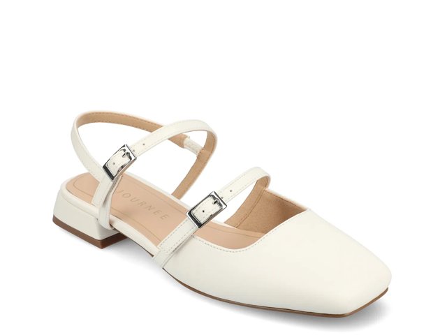 Journee Collection Gretchenn Flat