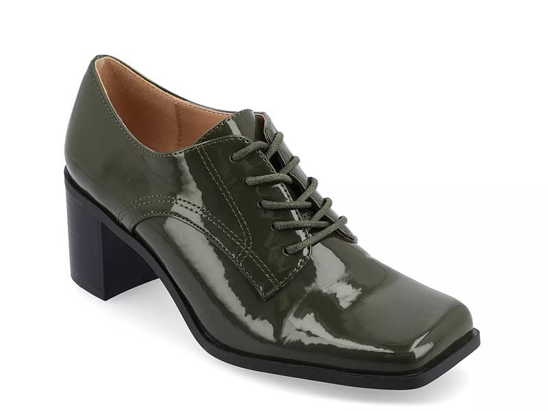 Naturalizer oxford hot sale heels