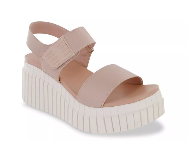 White wedges dsw 2025
