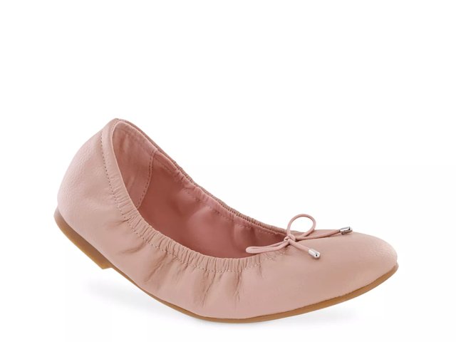Mia ballet flats hotsell