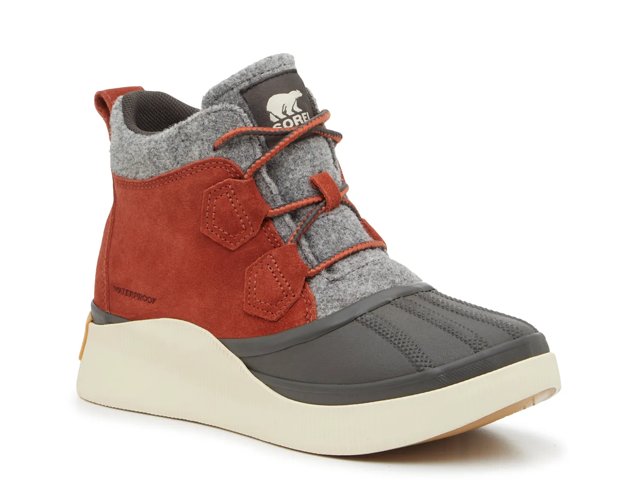Red sorel rain boots store