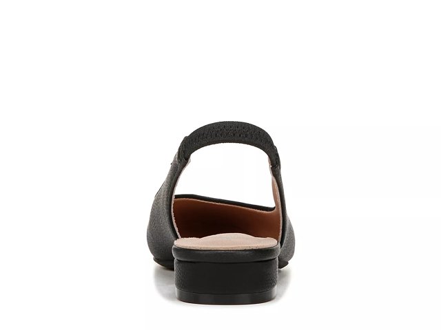 Living Life Beautifully クリスティーナ・ストラット Just Queenie leather and PVC sandals in silver - Christian