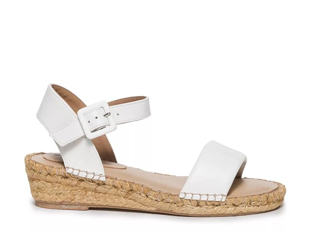 Bernardo wedge sandals deals