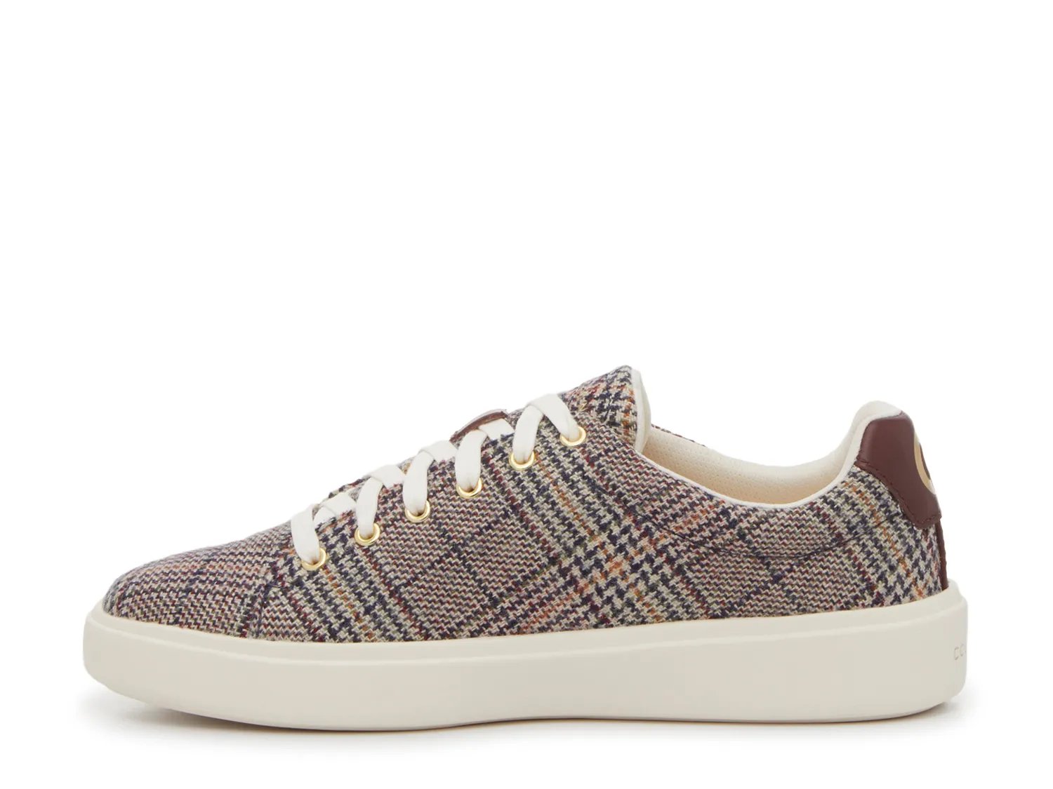 Traveler Sneaker