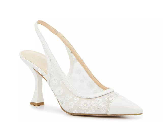 Jessica simpson white shoes top