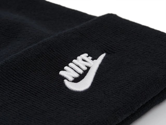 Nike Peak Beanie - Free Shipping | DSW