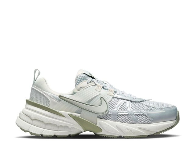 Nike V2K Run Sneaker - Women's - Free Shipping | DSW