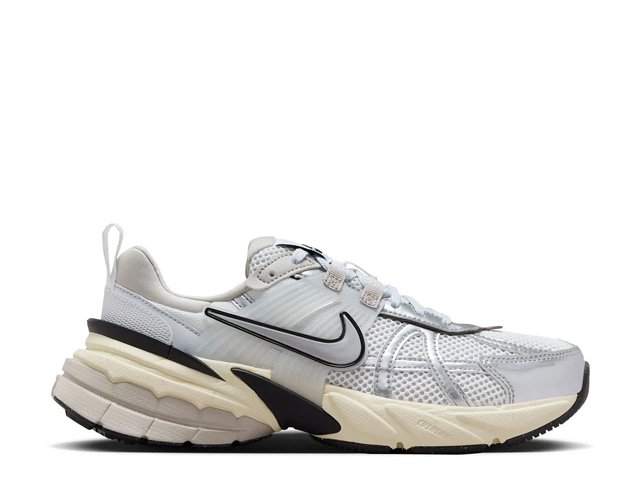 Nike V2K Run Sneaker - Women's - Free Shipping | DSW