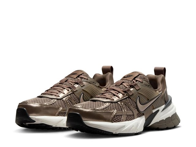 Nike V2K Run Sneaker - Women's - Free Shipping | DSW