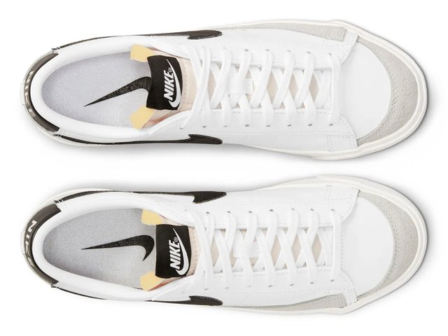 Nike Blazer '77 Sneaker - Women's