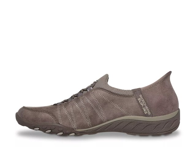 SKECHERS Women s Breathe Easy Slip In Shoes