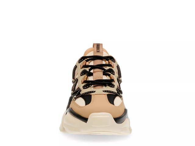 Steve Madden Spectator Bungee Jogger Sneaker