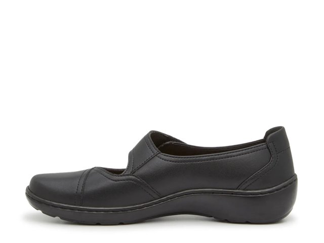 Clarks ladies velcro shoes deals