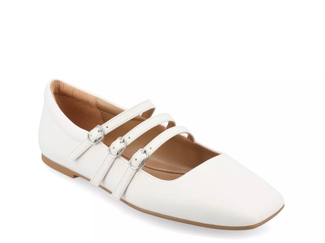 Journee Collection Darlin Flat - Free Shipping | DSW