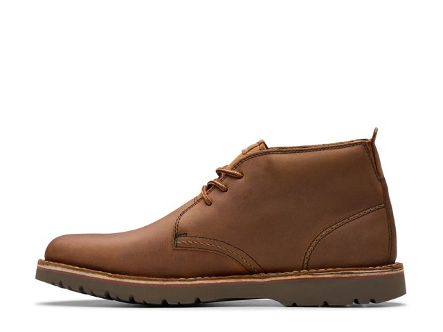 Clarks Eastridge Chukka Boot