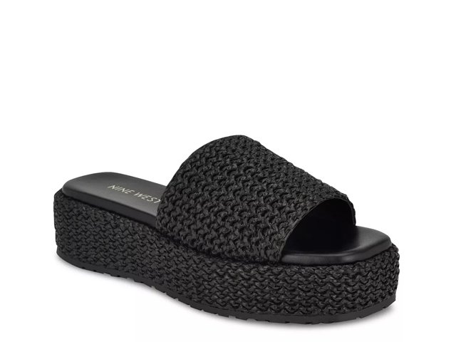 Dsw flatforms store