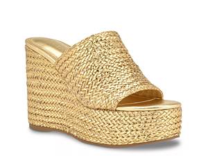 Gold discount sandals dsw