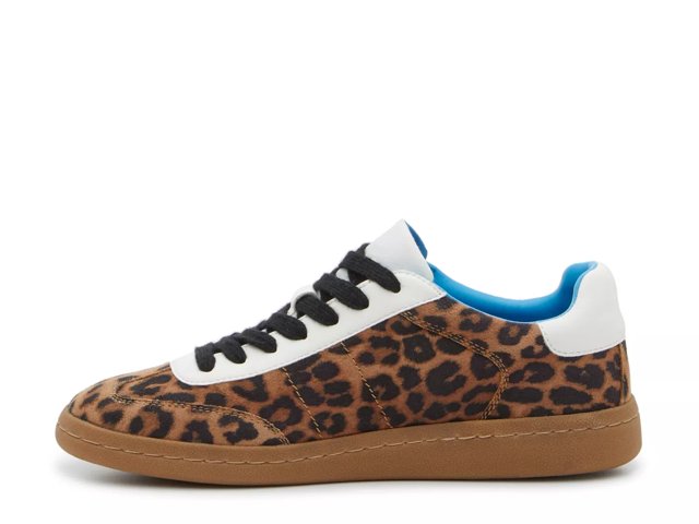 Dispel Sneaker - Women's