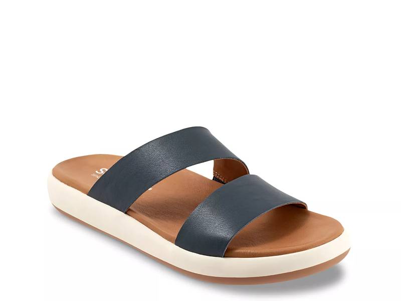 Jenna Sandal