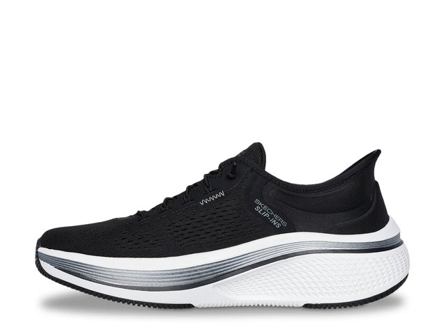 ALMONDWalks on Water 9’4″ Skechers Hands Free Slip-ins Go Run Elevate 2.0 Banyan