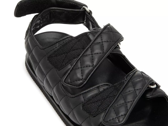 ☆Vince Camuto☆Sternat Shooties ブーティー風サンダル Amazon.com | Vince Camuto Women's Footwear Women's Sanda