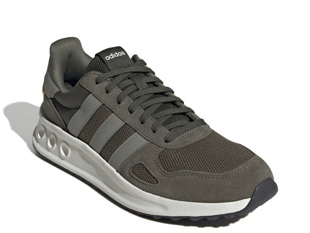adidas Men s Run 84 Low Top Sneakers