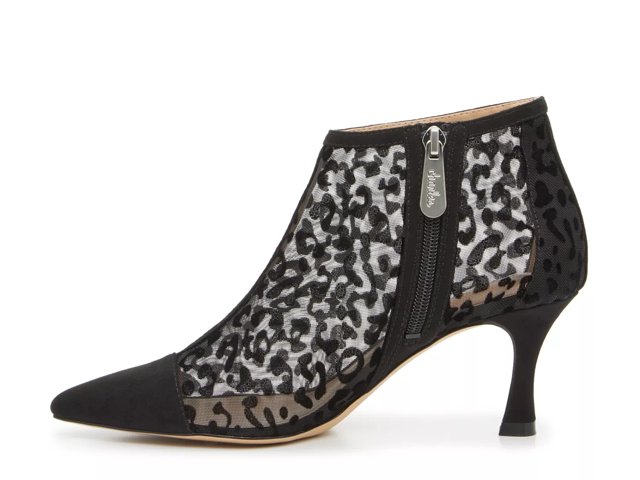 sofft abena bootie