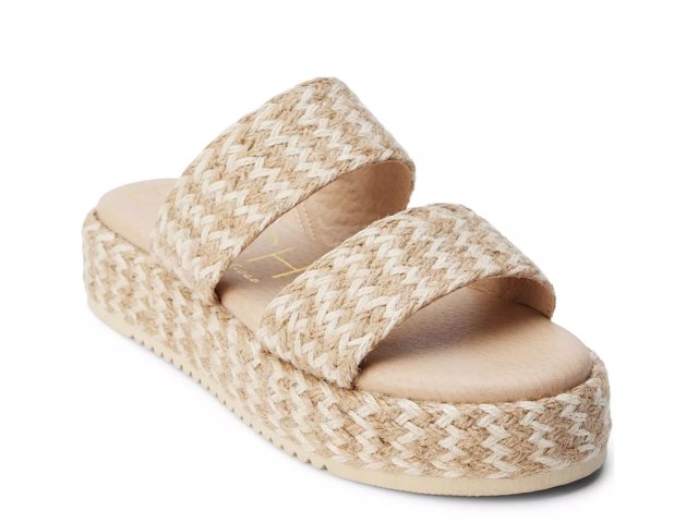 Flatform sandals dsw 2025