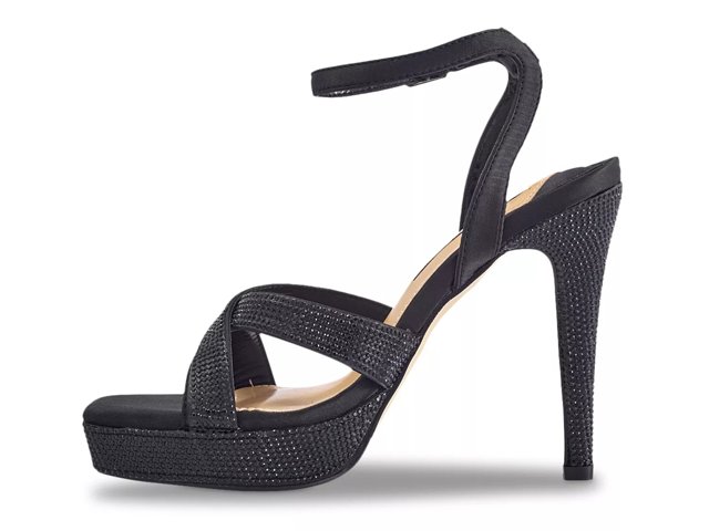 Dsw daisy heels sales