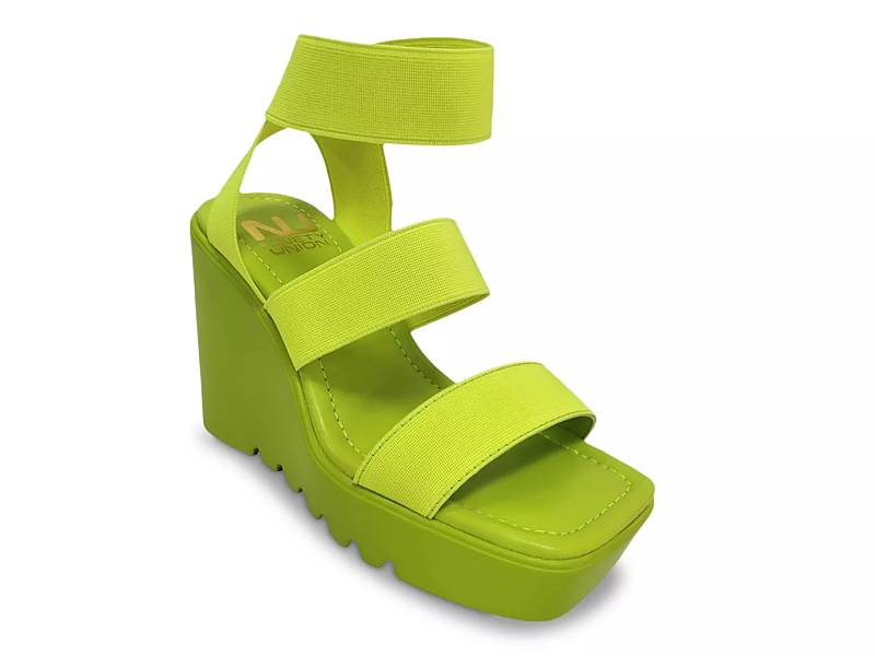 Dsw green sandals fashion