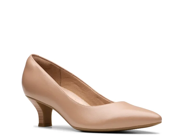 Ladies clarks pumps sales