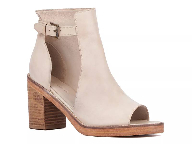 Peep toe booties dsw best sale