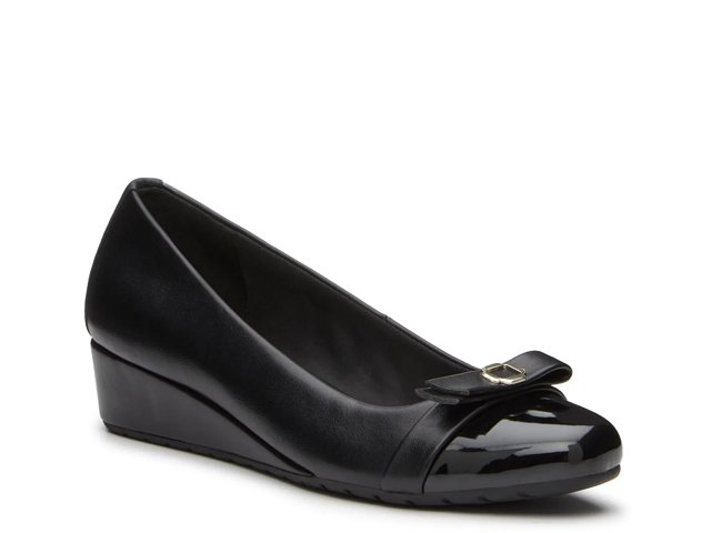 Anne Klein Madelyn Womens Faux Leather Slip On Moccasins Black