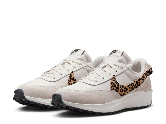 Waffle Debut Running Shoe - Women's