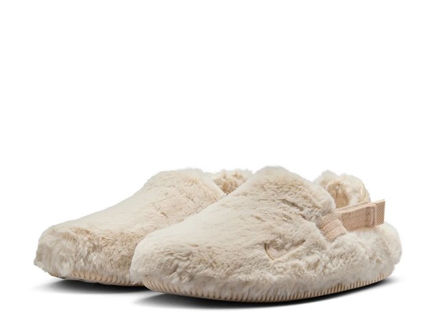 Nike Calm Slipper